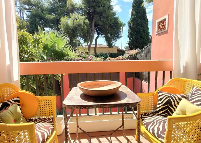 Chambao Suite Marbella Cabopino Beach